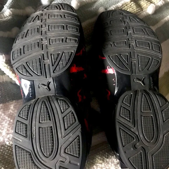 Puma Running Shoes NWOT ❤️🖤 - Picture 6 of 8
